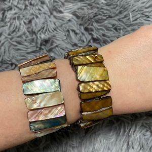 Set of 2 stretchy stone bracelets